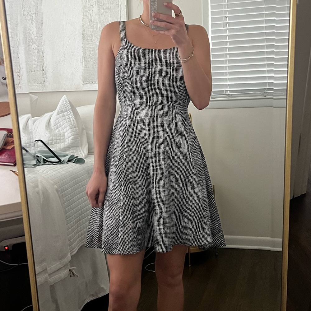 Black and white patterned dress